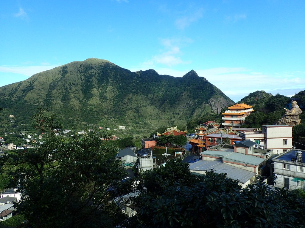 P1102183.JPG - 本山五坑  黃金神社