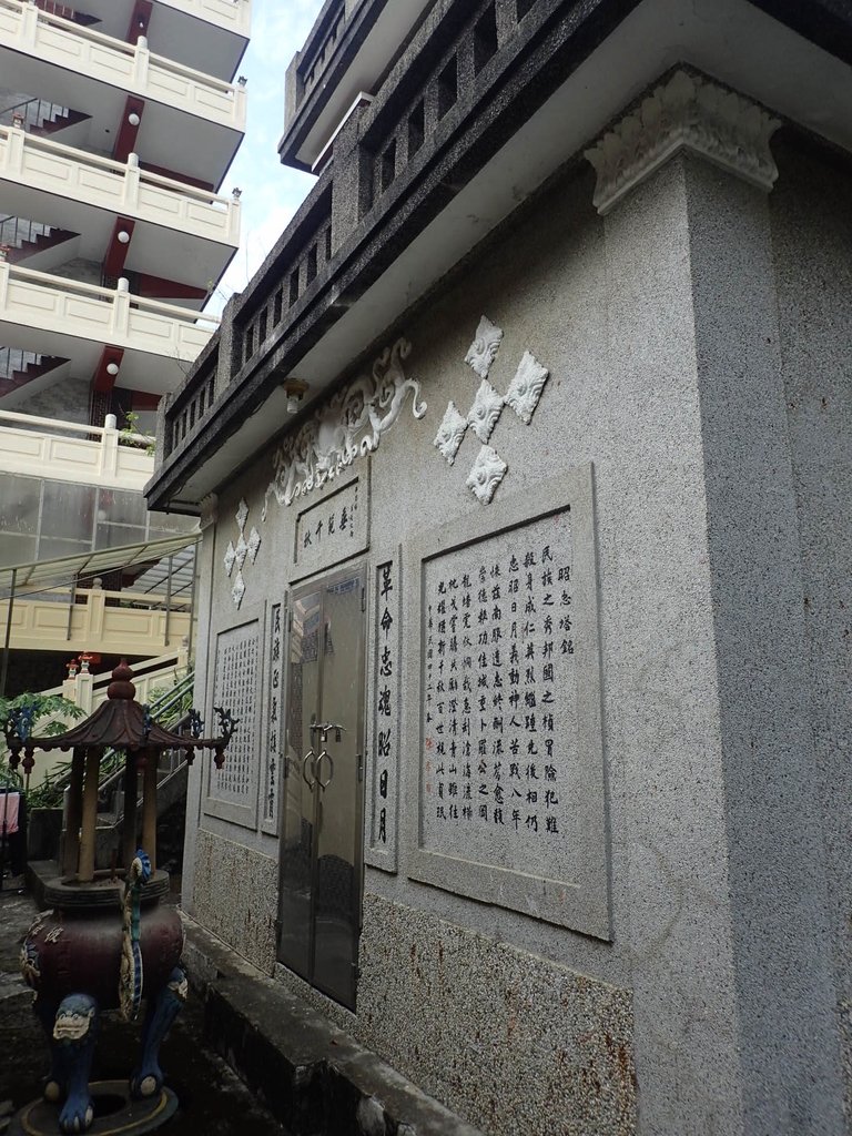 PA064516.JPG - 大湖  義民廟  昭忠祠