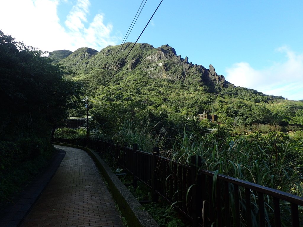 P1102187.JPG - 本山五坑  黃金神社