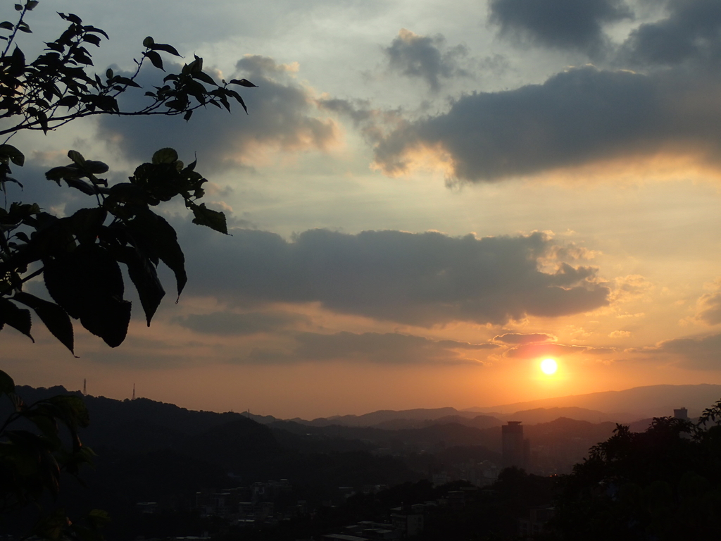 P9309296.JPG - 基隆  圓窗領夕照